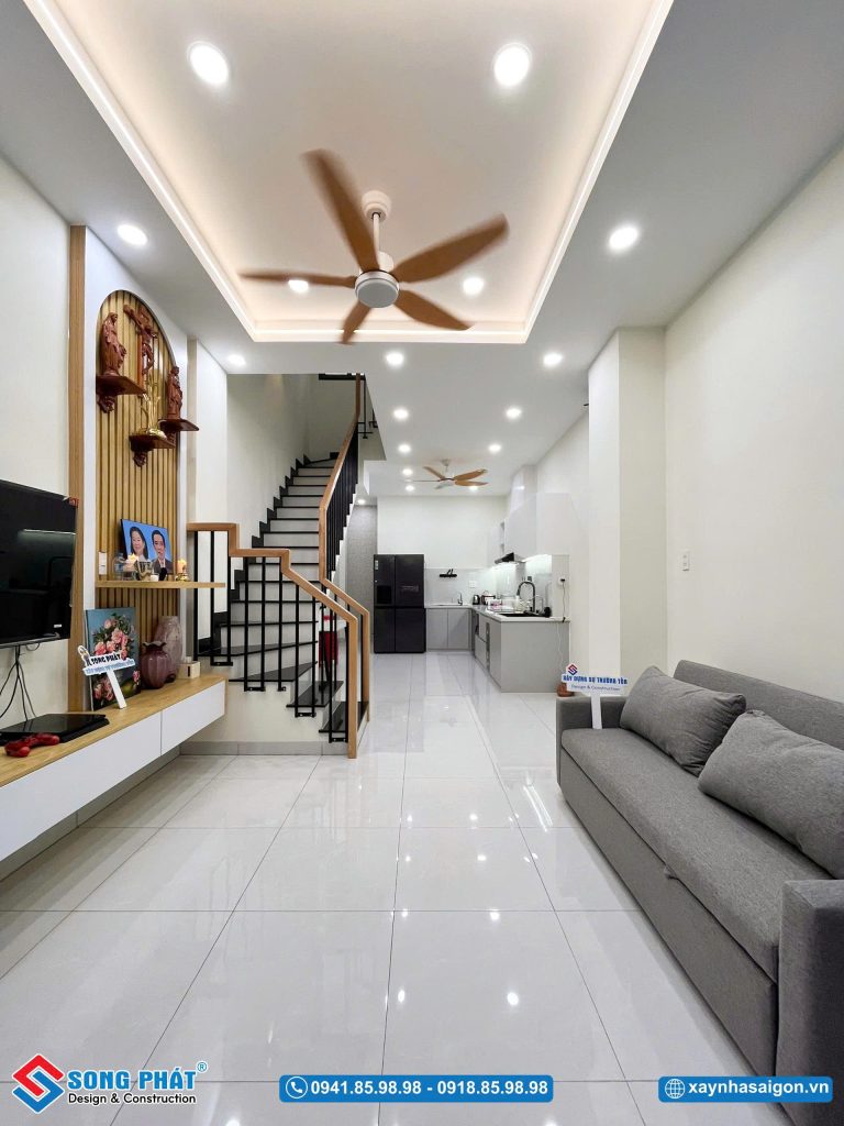 Không gian phòng khách + bếp thiết kế liền kề tạo cảm giác thoáng đạt, tối ưu không gian