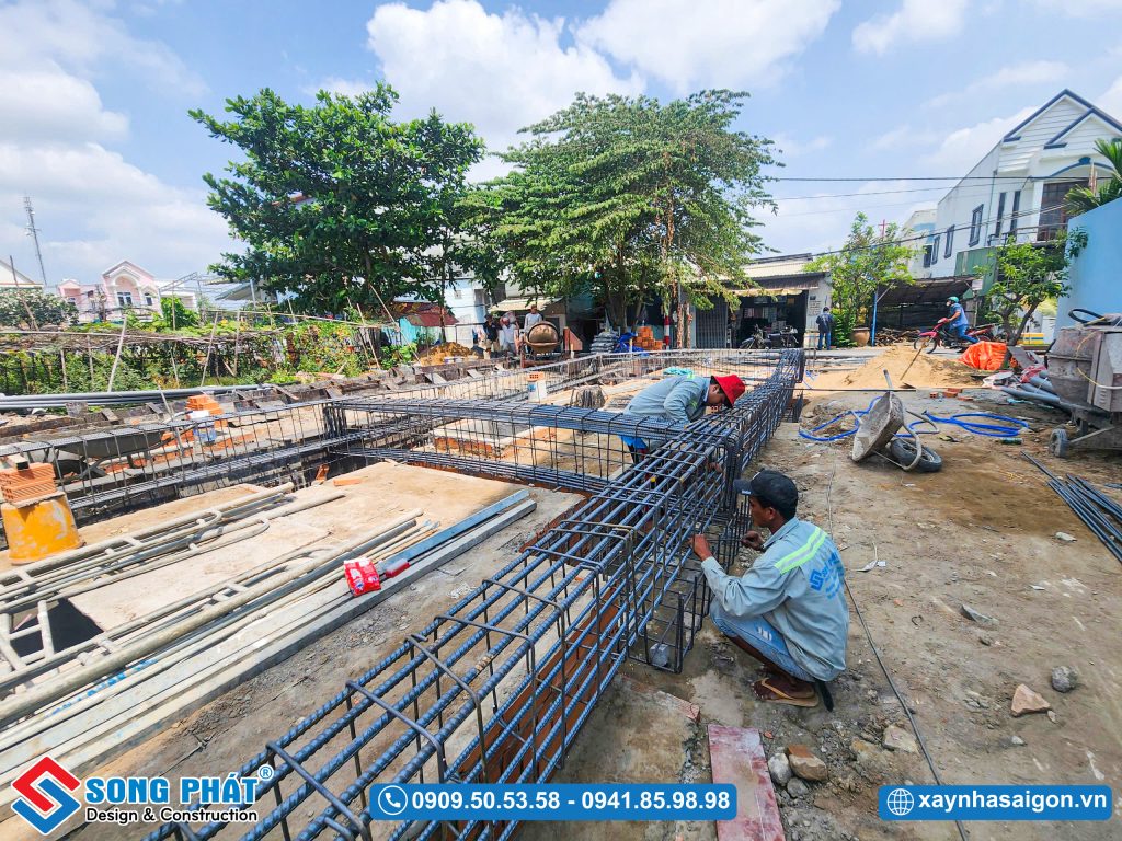 Gia công đà kiềng móng góp phần tạo nên bộ khung vững chắc cho ngôi nhà.