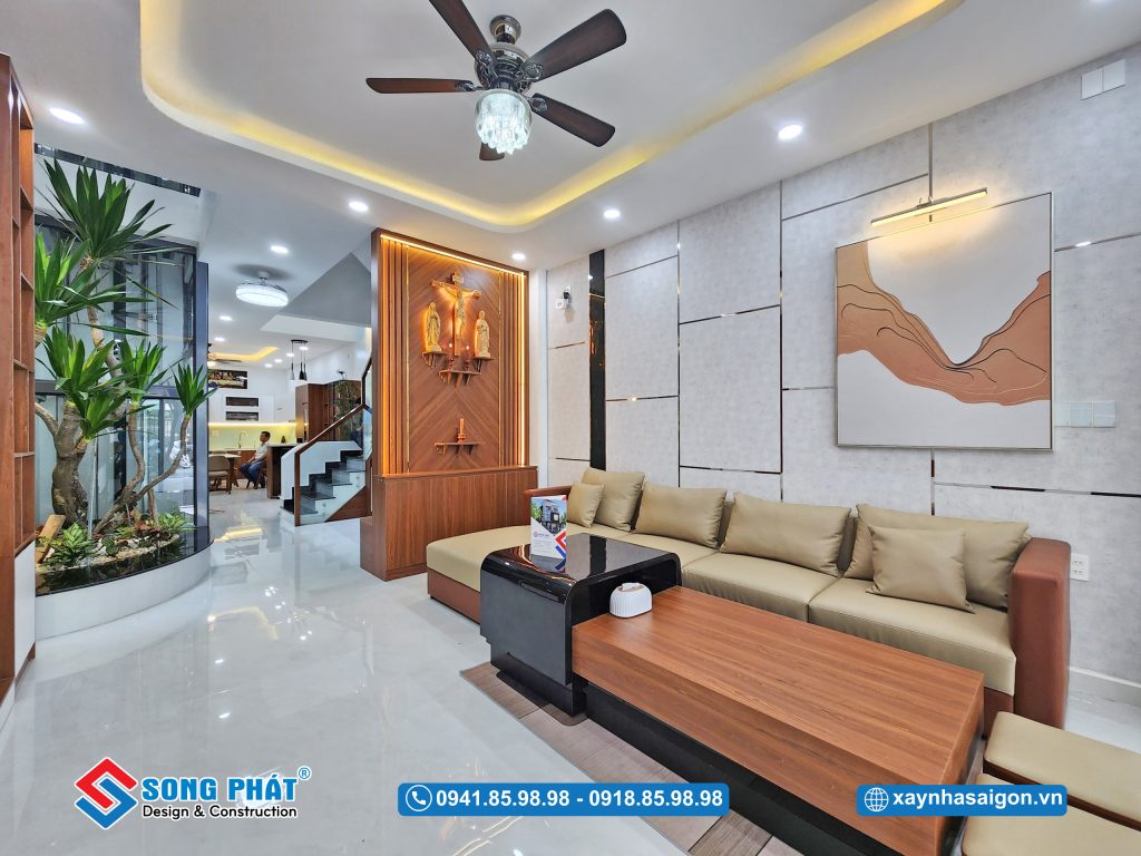 Không gian phòng khách tại tầng trệt