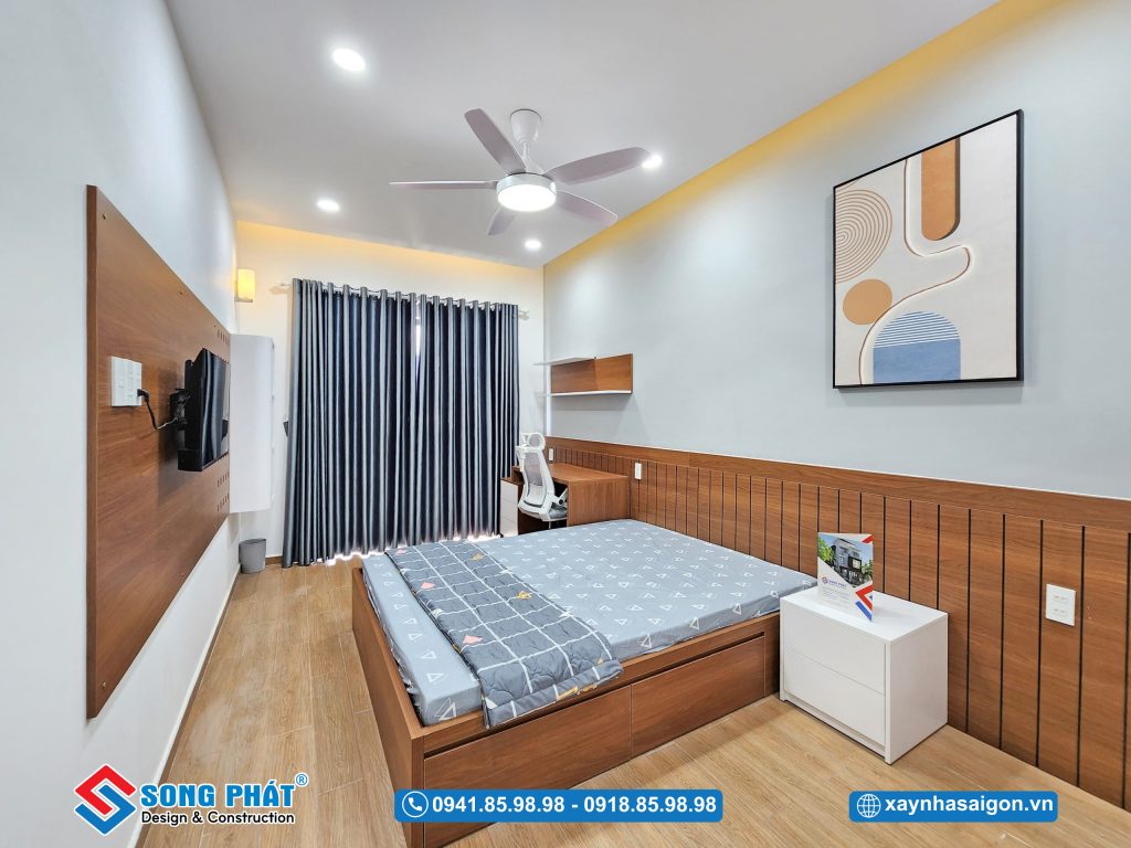 Gạch vân gỗ làm tăng sự hài hòa và ấm cúng cho phòng ngủ