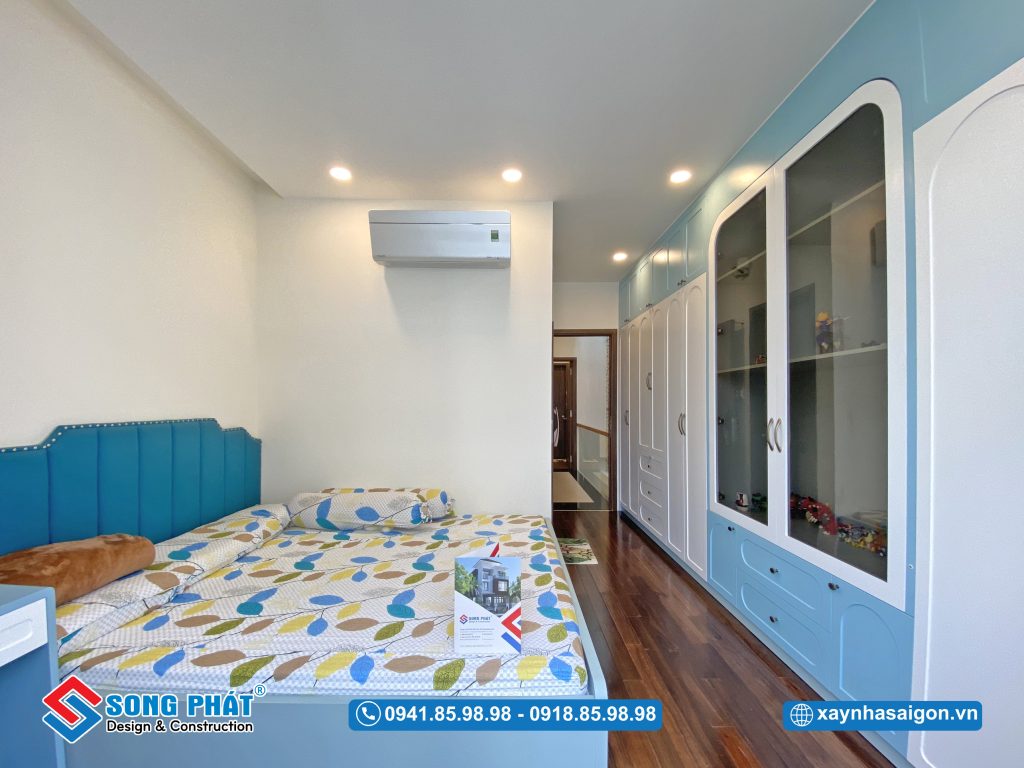 Không gian sử dụng được tối ưu hơn nhờ thiết kế tủ quần áo kịch trần