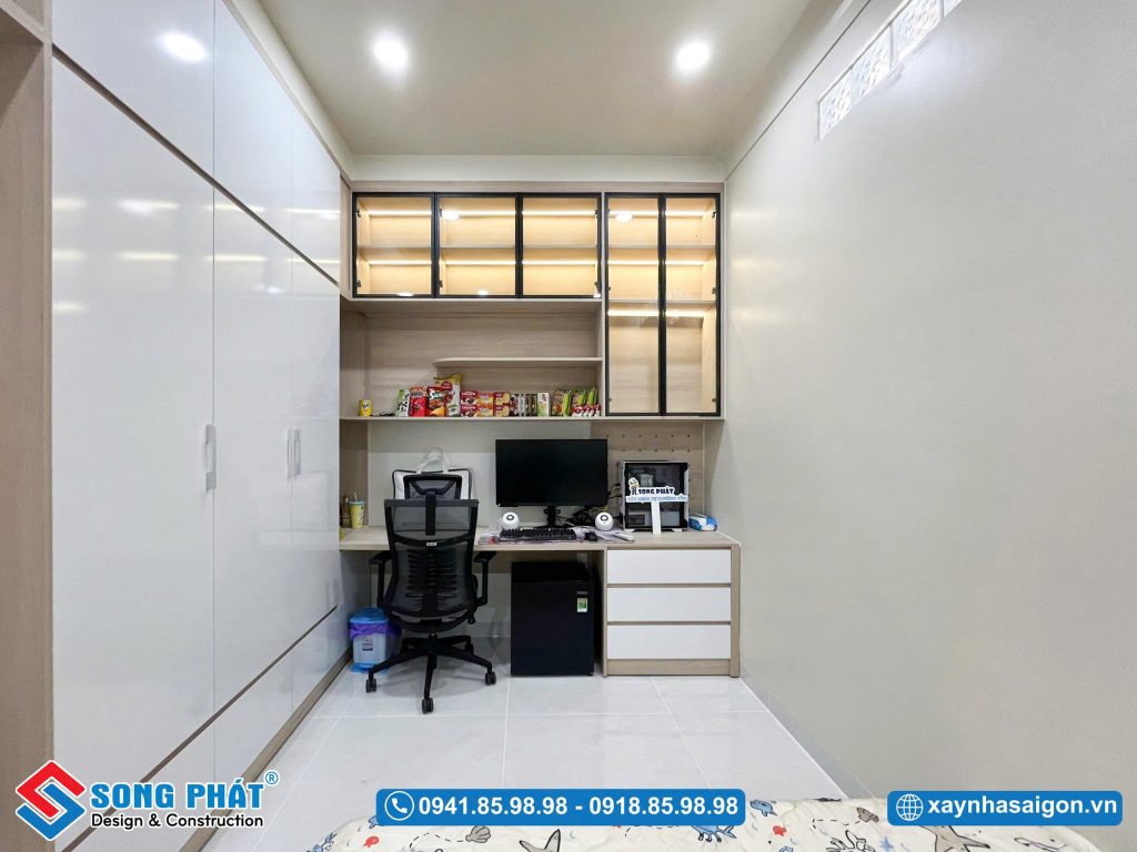Hệ tủ trang trí kết hợp đèn LED tạo điểm nhấn cho tổng thể