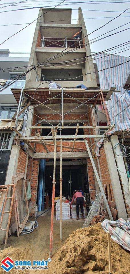 Mẫu nhà phố có tầng lửng thu hút ánh nhìn Thi-cong-nha-1-tret-lung-2-lau-san-thuong-2