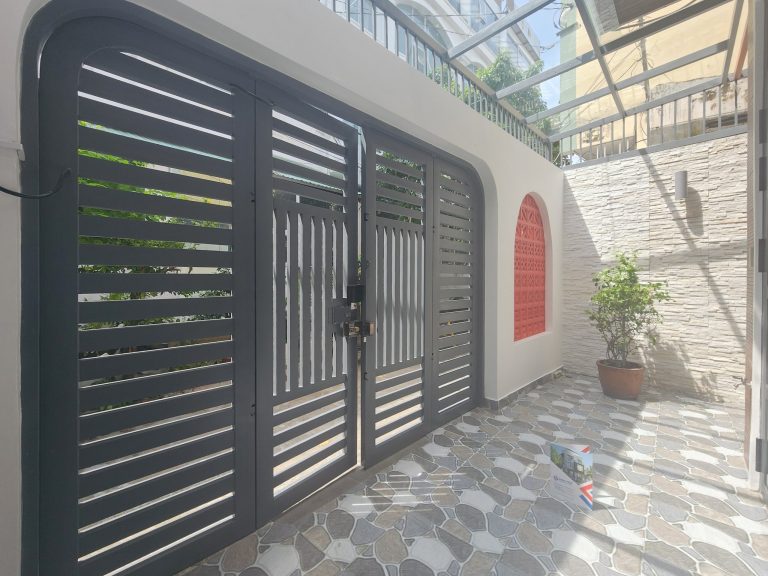 Thiết kế mẫu nhà 4x22m trệt 2 lầu 1 tum full nội thất