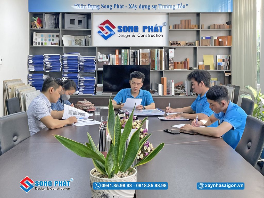 Lắng nghe, thấu hiểu, tư vấn chân thành để đảm bảo sự hài lòng tối đa của khách hàng. 