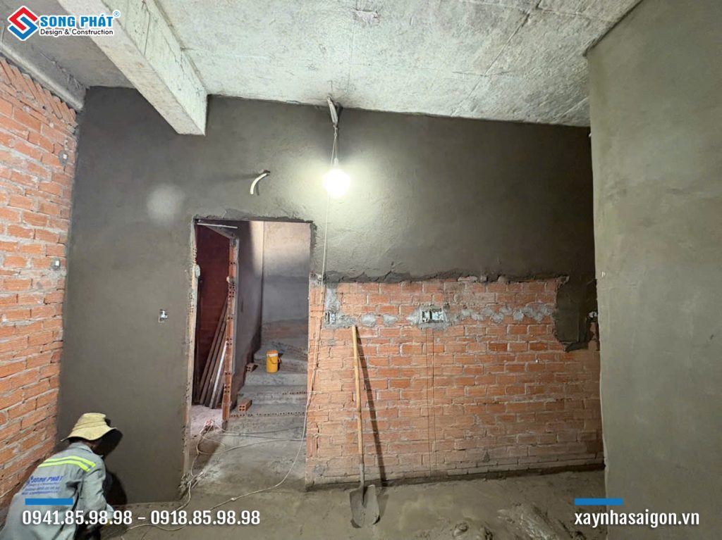 09/12 Tô tường lầu 1