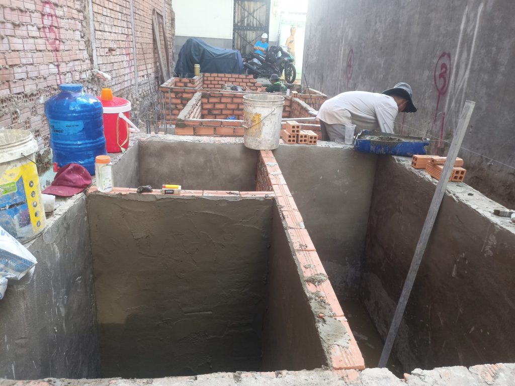 05/08 Xây tô hầm tự hoại. 