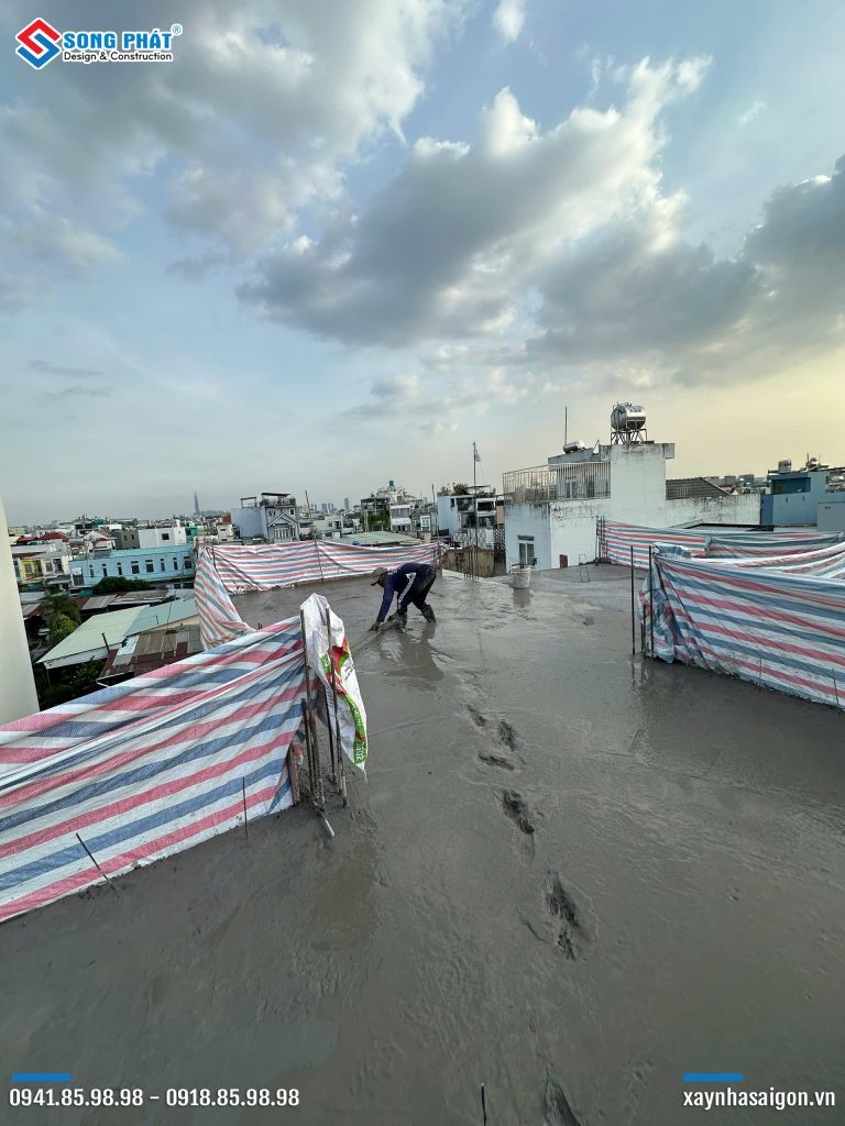 06/12 Cất nóc sàn mái