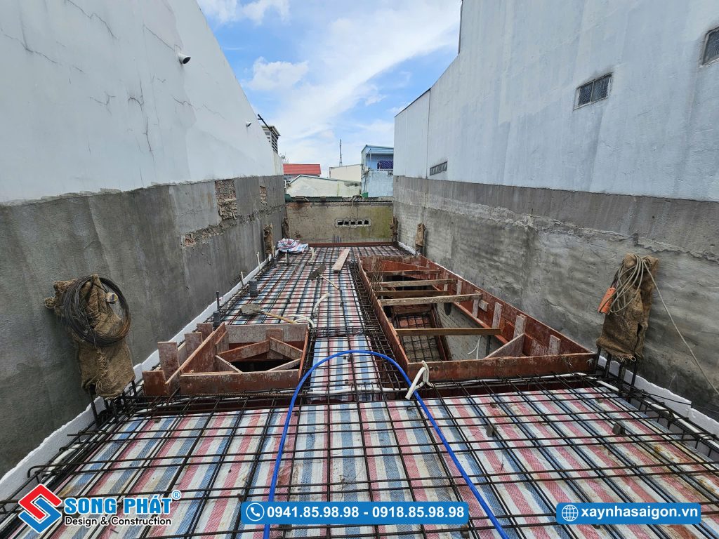 GCLĐ thép sàn lầu 1