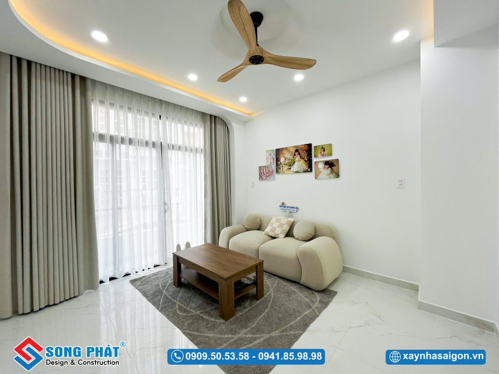 Rèm 2 lớp linh hoạt trong việc điều chỉnh lượng ánh sáng vào bên trong ngôi nhà