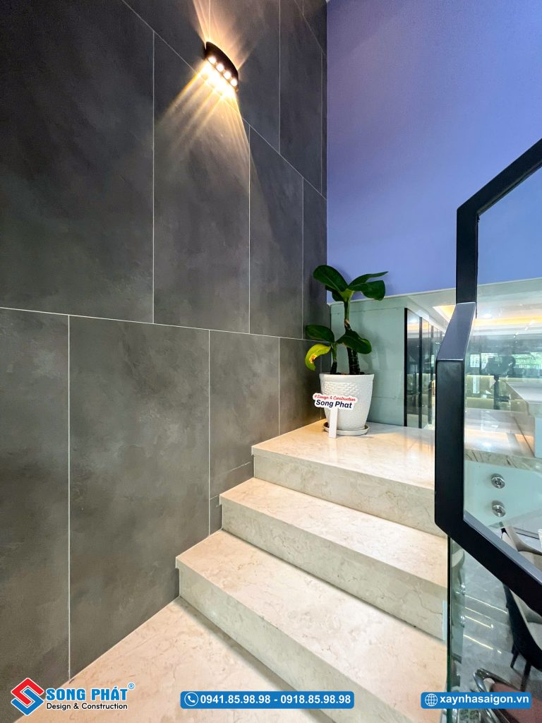 Đèn LED cầu thang tạo điểm nhấn thẩm mỹ nổi bật