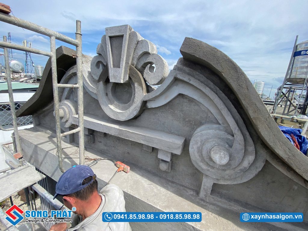 31/07 Bắt phù điêu mặt tiền mái 