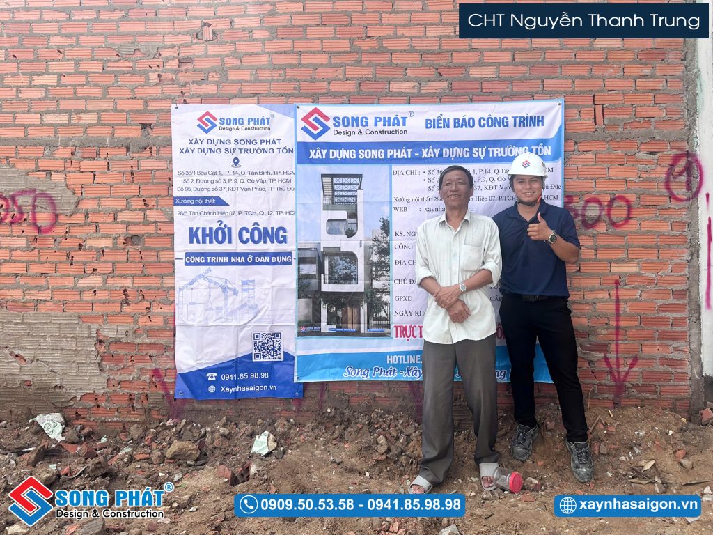 CĐT cùng CHT công trình trong buổi khởi công 