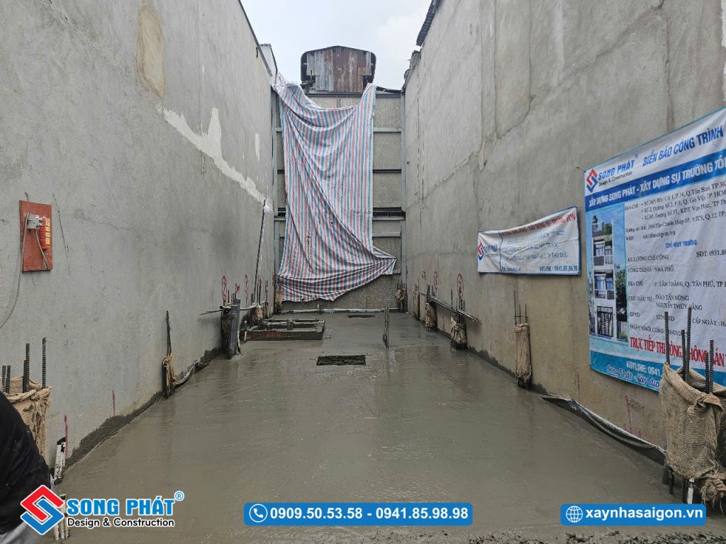 22/06 Đổ bê tông móng - sàn trệt 
