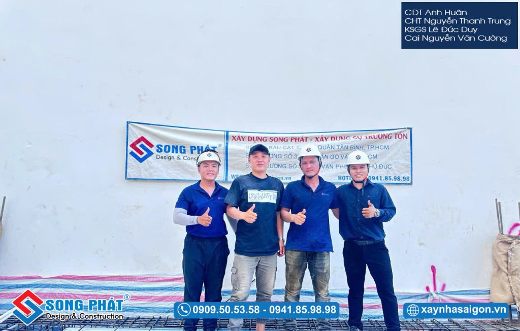 Đội ngũ Song Phát nghiệm thu thép sàn, giám sát quá trình đổ bê tông