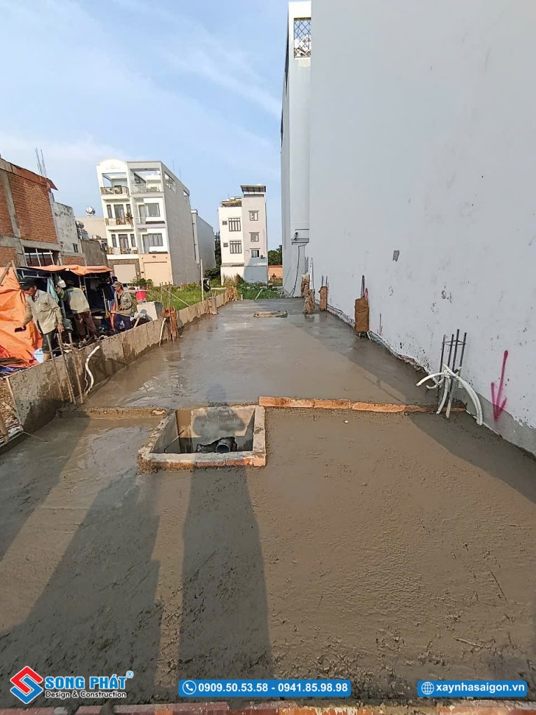 Hoàn thiện đổ bê tông móng - sàn trệt