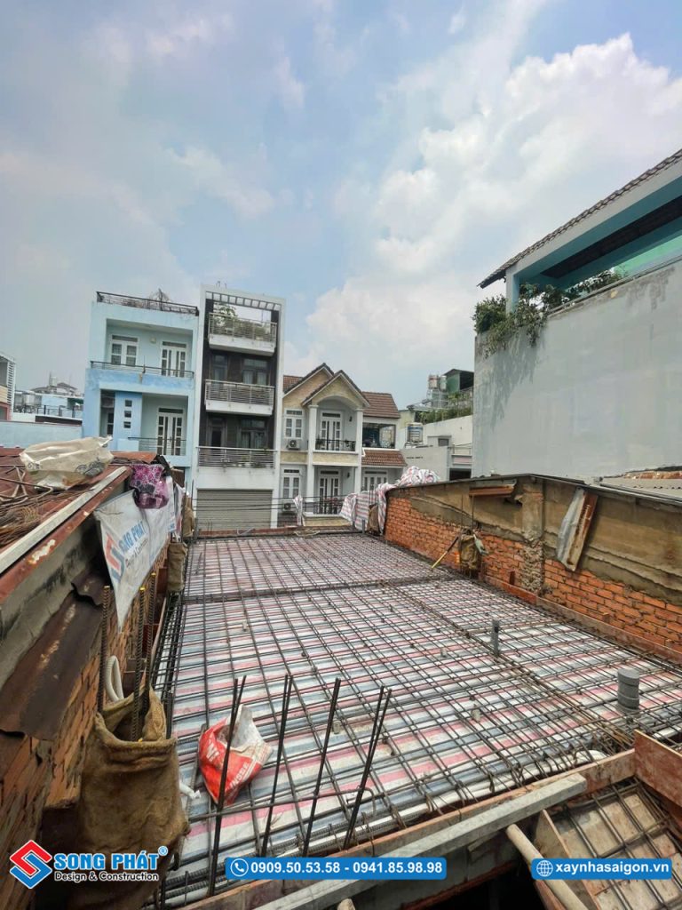 18/02 Hoàn thiện đi thép sàn lầu 1 