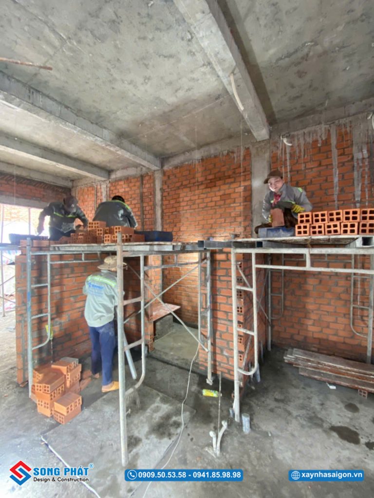11/06 Xây tường ngăn trệt 