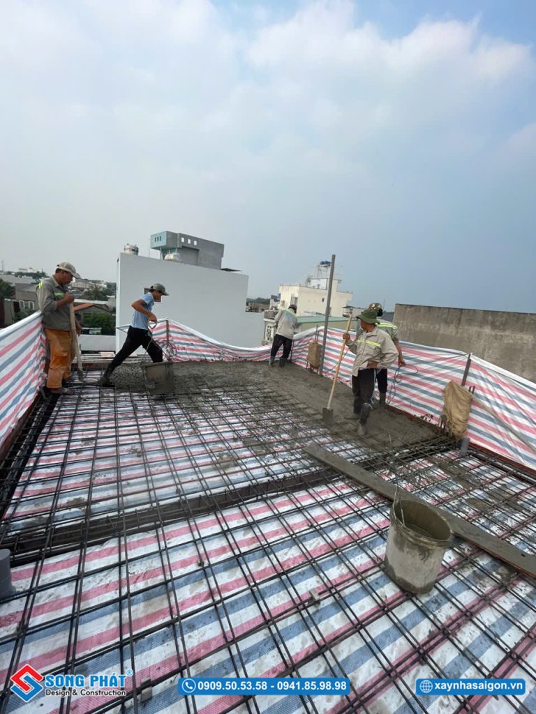 21/2 Thi công đổ bê tông lầu 2