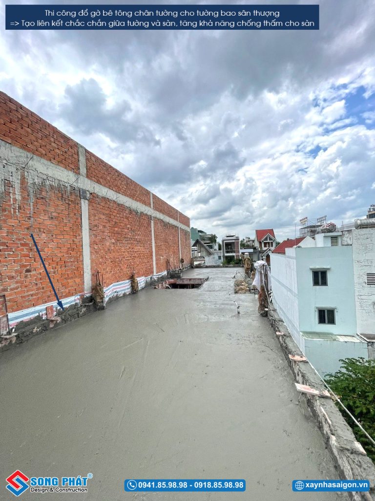 Đổ bê tông sàn sân thượng 