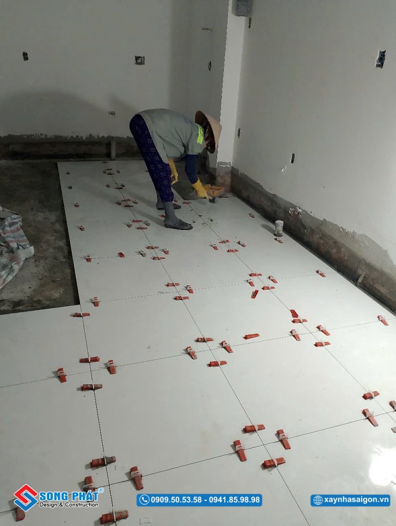 30/05 Ốp nền sàn trệt