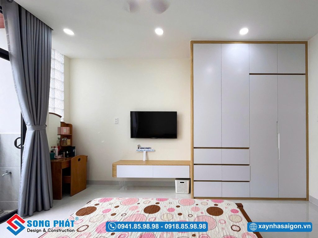 Tủ quần áo kịch trần tối ưu không gian sử dụng