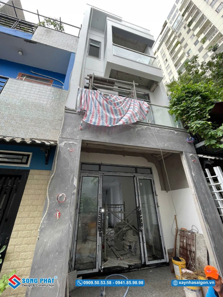 20/05 Thi công hoàn thiện phần đá