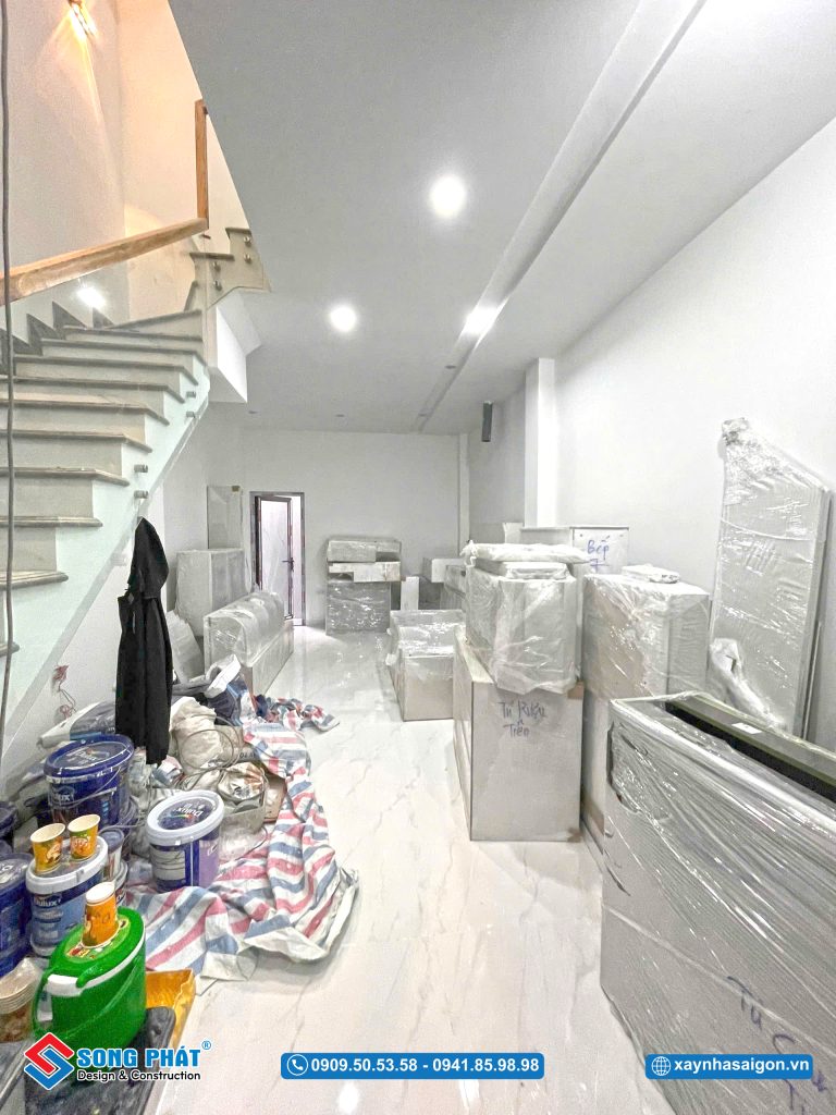 07/06 Vận chuyển, thi công nội thất 