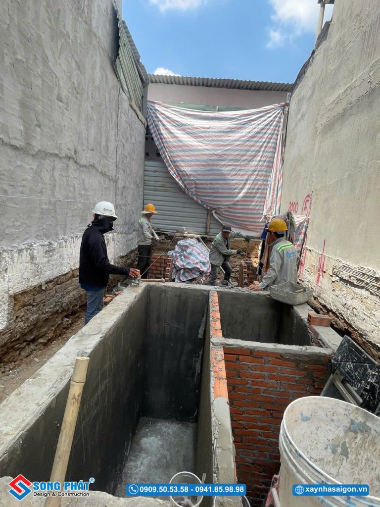 13/03 Xây tô hầm tự hoại 