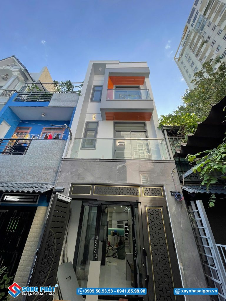 Mặt tiền ngôi nhà hoàn thiện - chờ ngày bàn giao