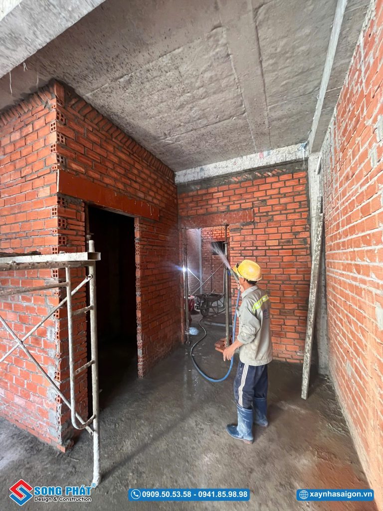 10/05 Xây tường ngăn lầu 2