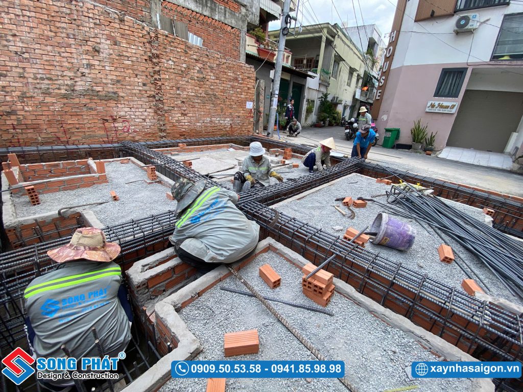 21/2 Thi công sắt sàn trệt