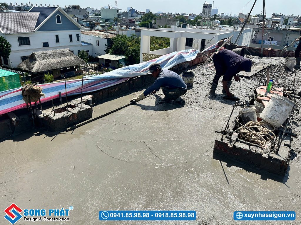 07/06 Cất nóc sàn mái