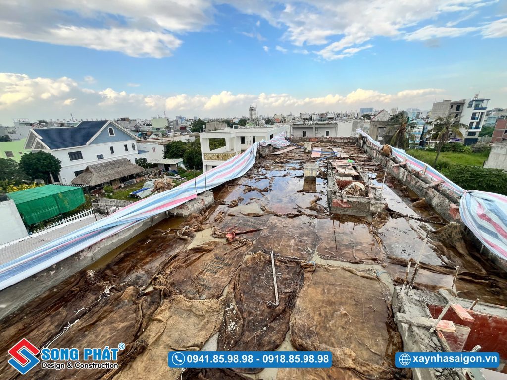 Bao che, tưới ẩm bảo dưỡng bê tông sàn