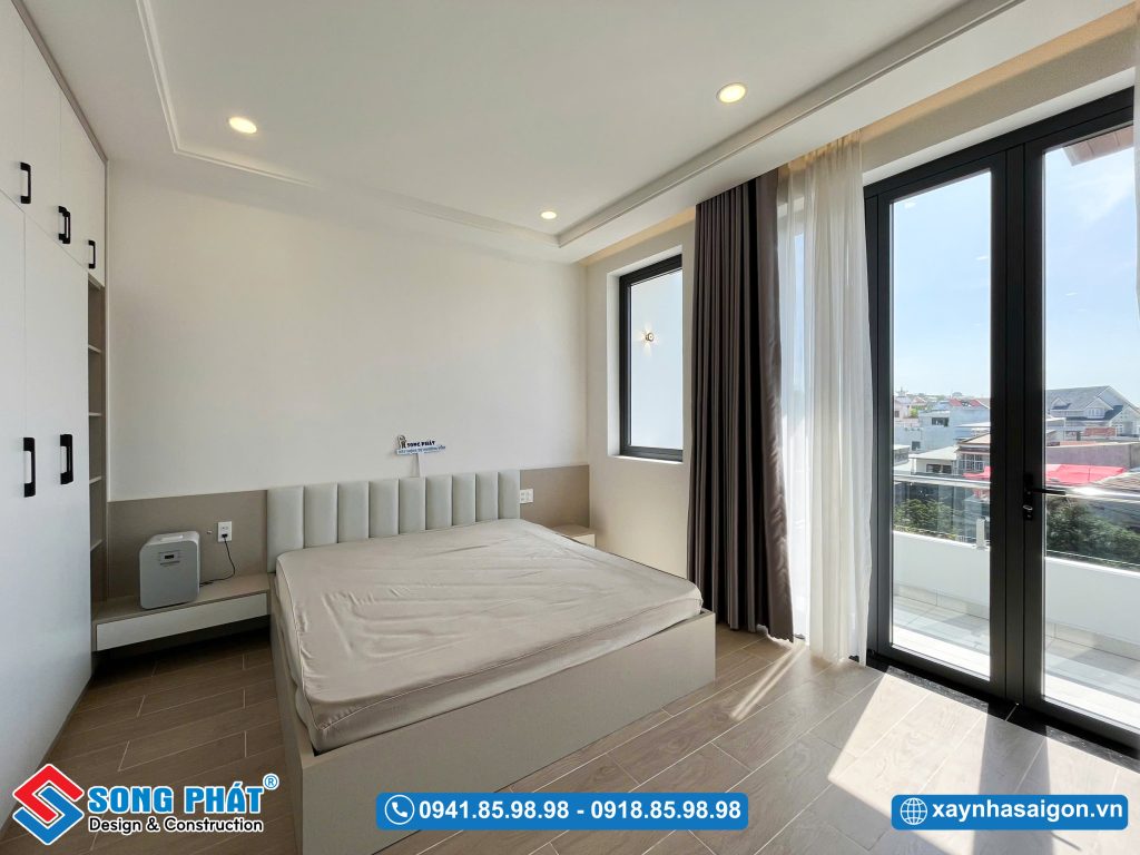 Hệ cửa kính lớn tiện nghi cho sinh hoạt