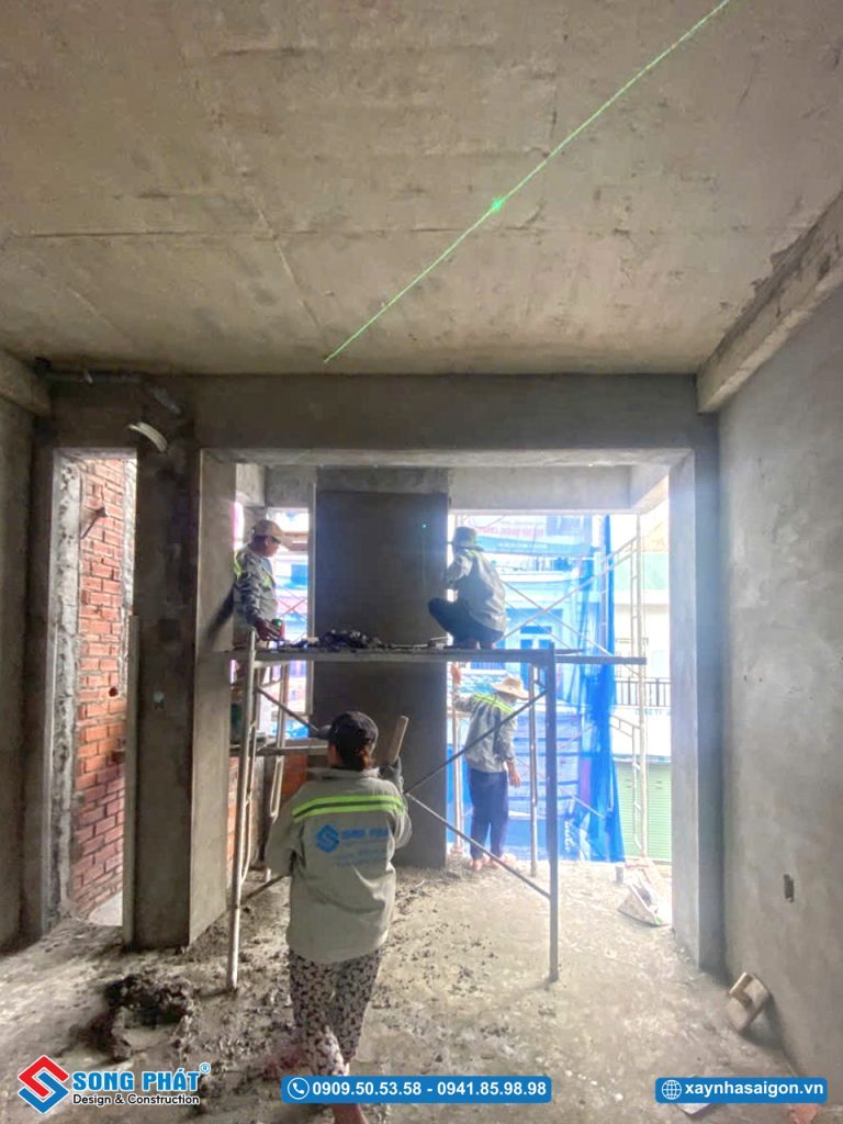25/06 Tô đố cửa mặt tiền lầu 1