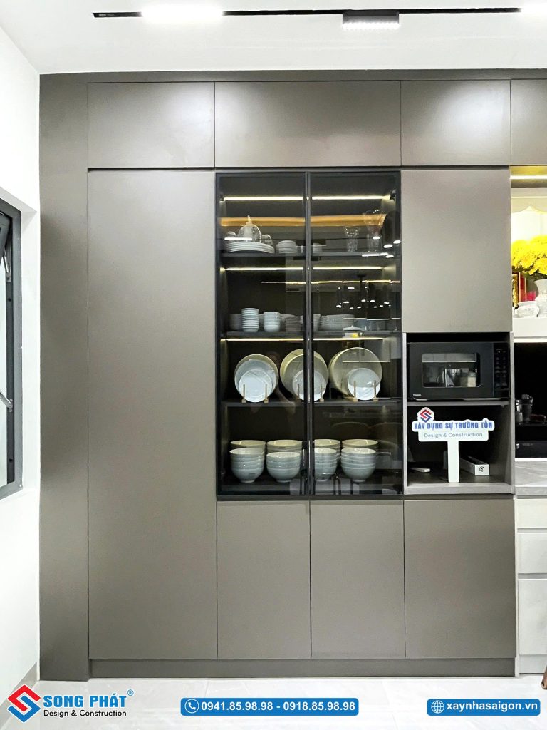 Tông màu trung tính mang lại cảm giác sạch sẽ và hiện đại.