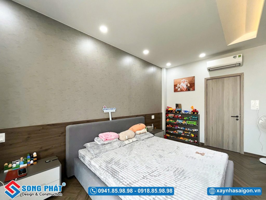 Ánh sáng tự nhiên được tận dụng giúp không gian thoáng và dễ chịu.