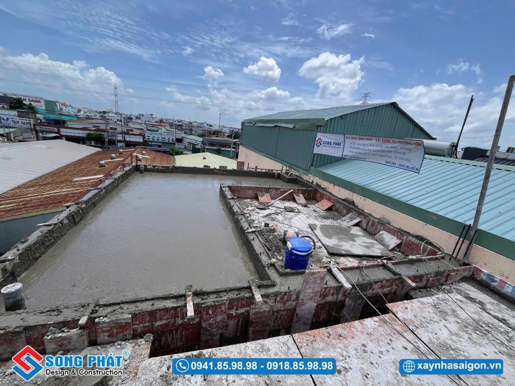 Cất nóc sàn mái