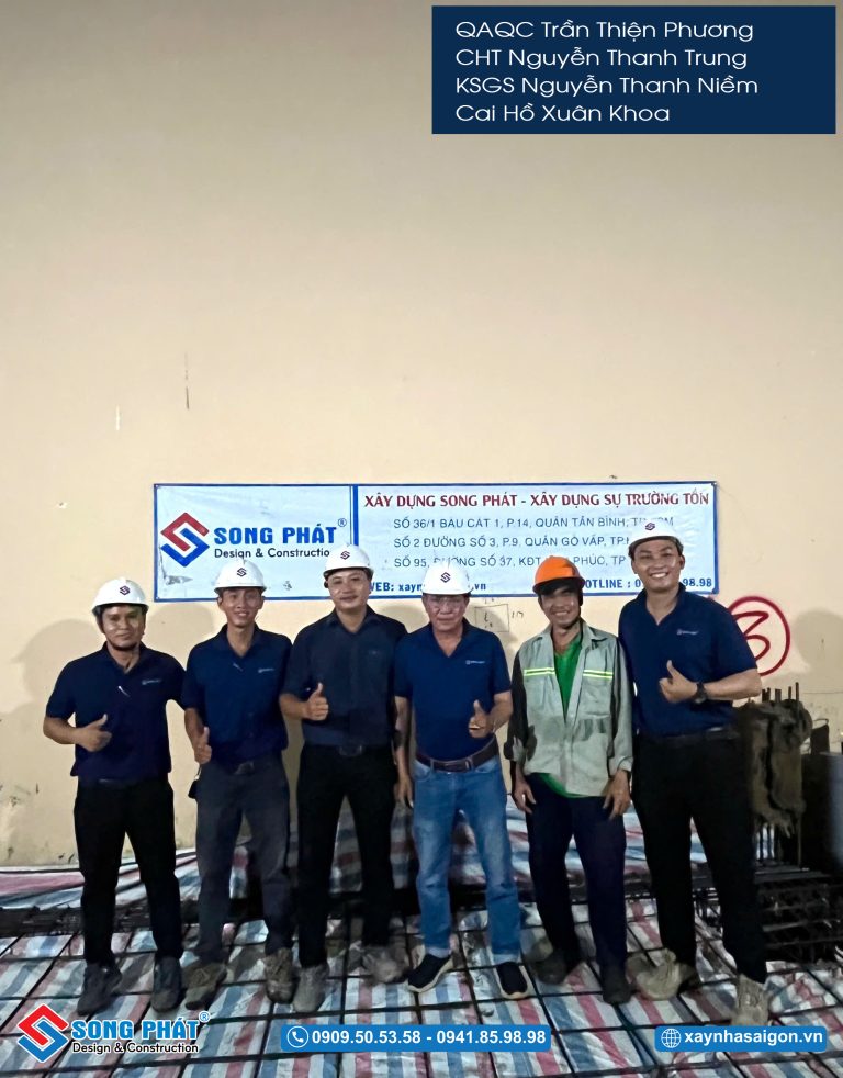 Đội ngũ Song Phát nghiệm thu thép sàn, giám sát quá trình đổ bê tông