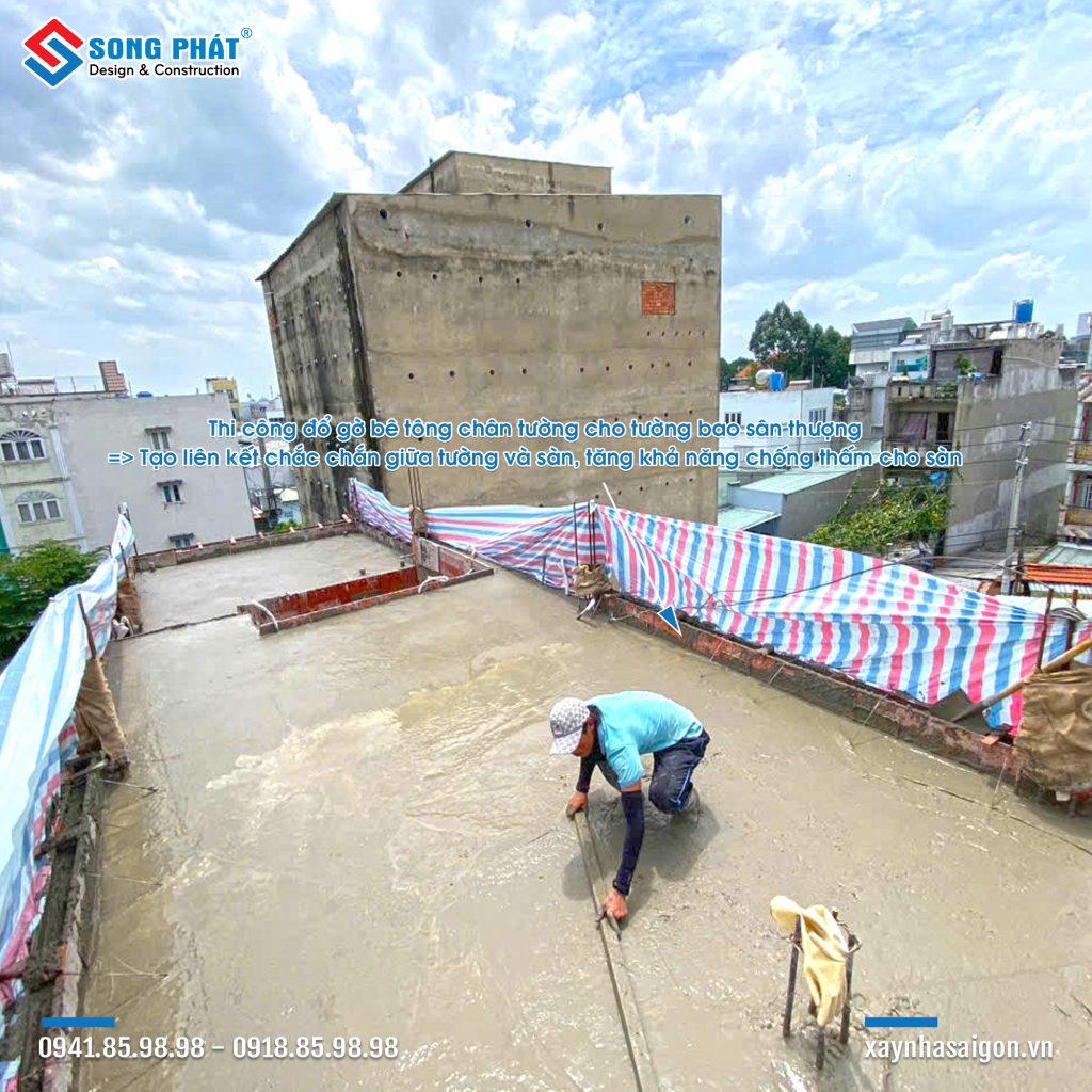 Đổ bê tông sàn sân thượng