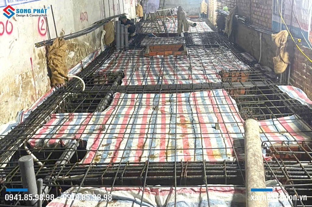 21/07 Đi thép móng – sàn trệt
