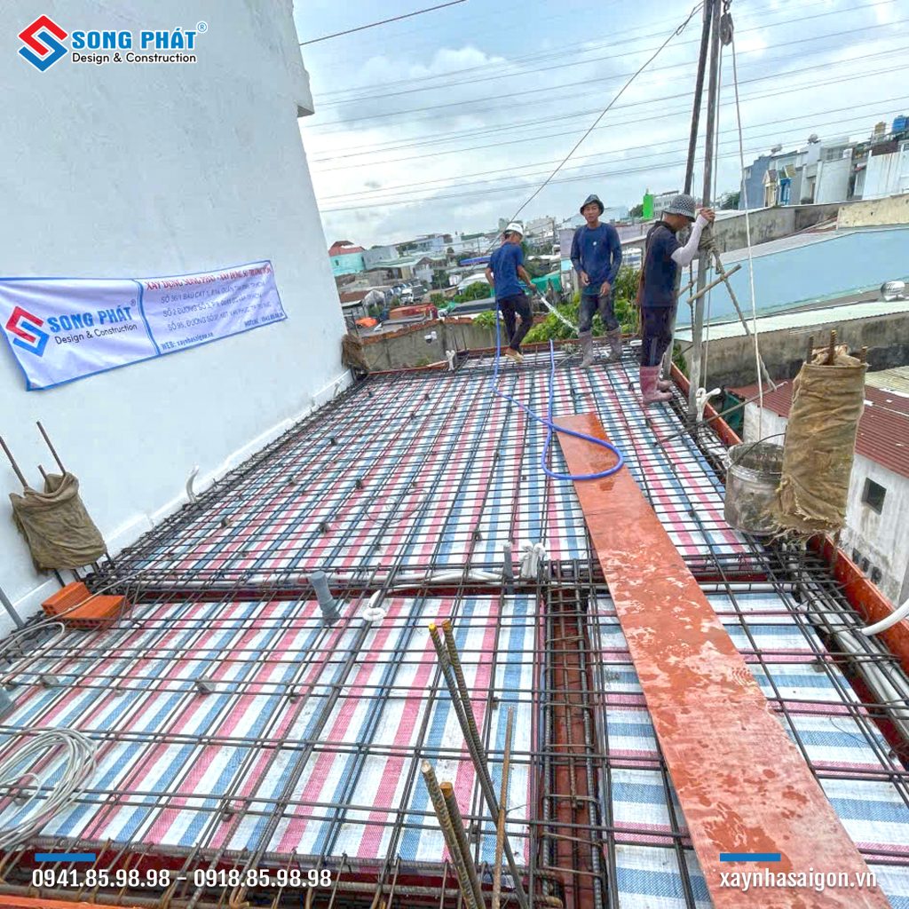 21/07 Hoàn thiện đi thép sàn lầu 2