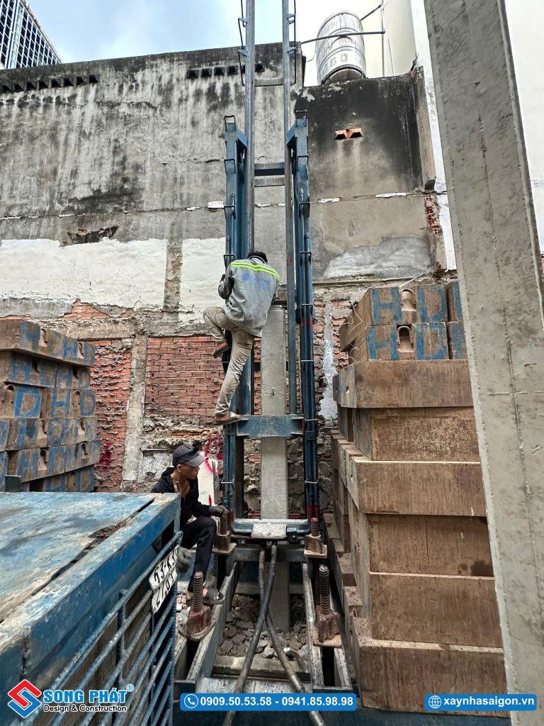 26/06 Tiến hành ép cọc đại trà toàn bộ công trình