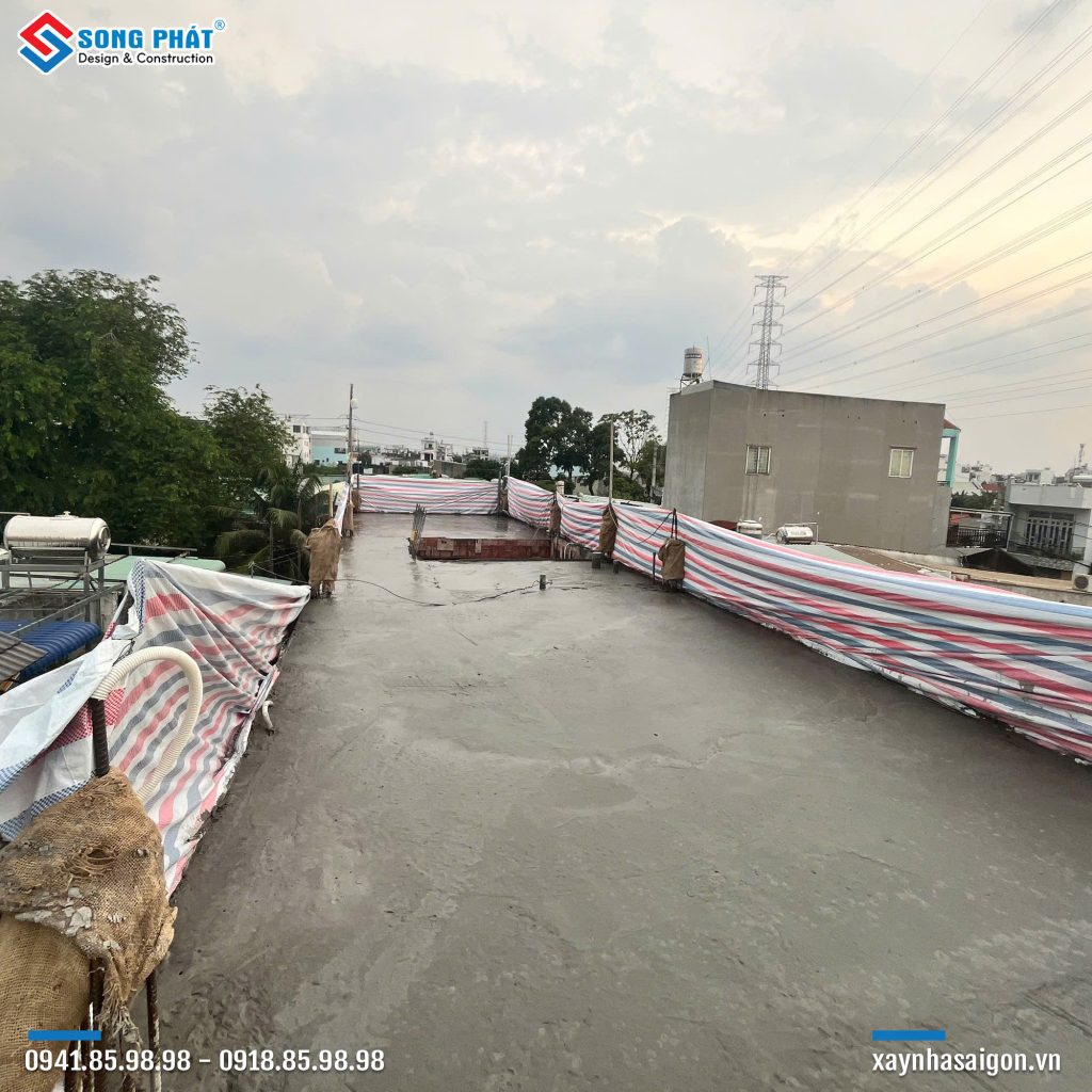 20/08 Đổ bê tông sàn lâu 2