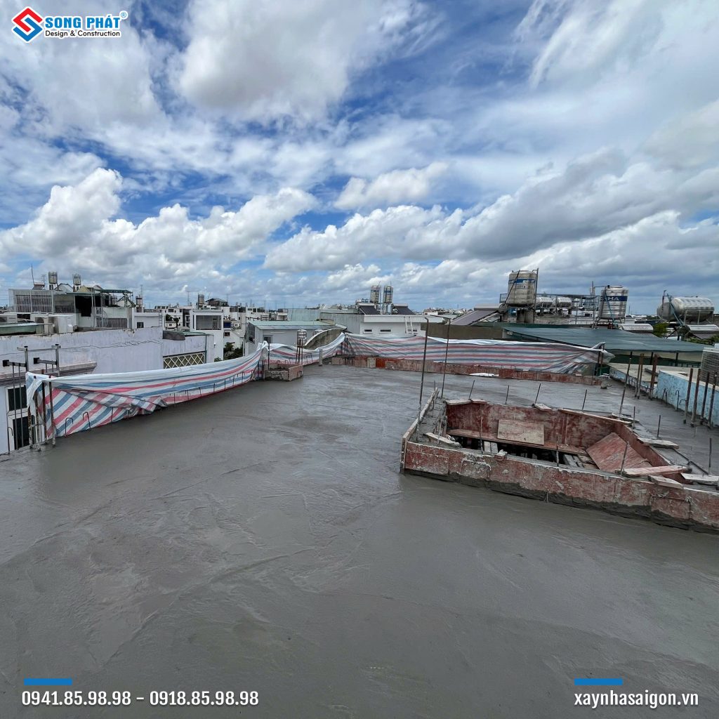 20/09 Cất nóc sàn mái