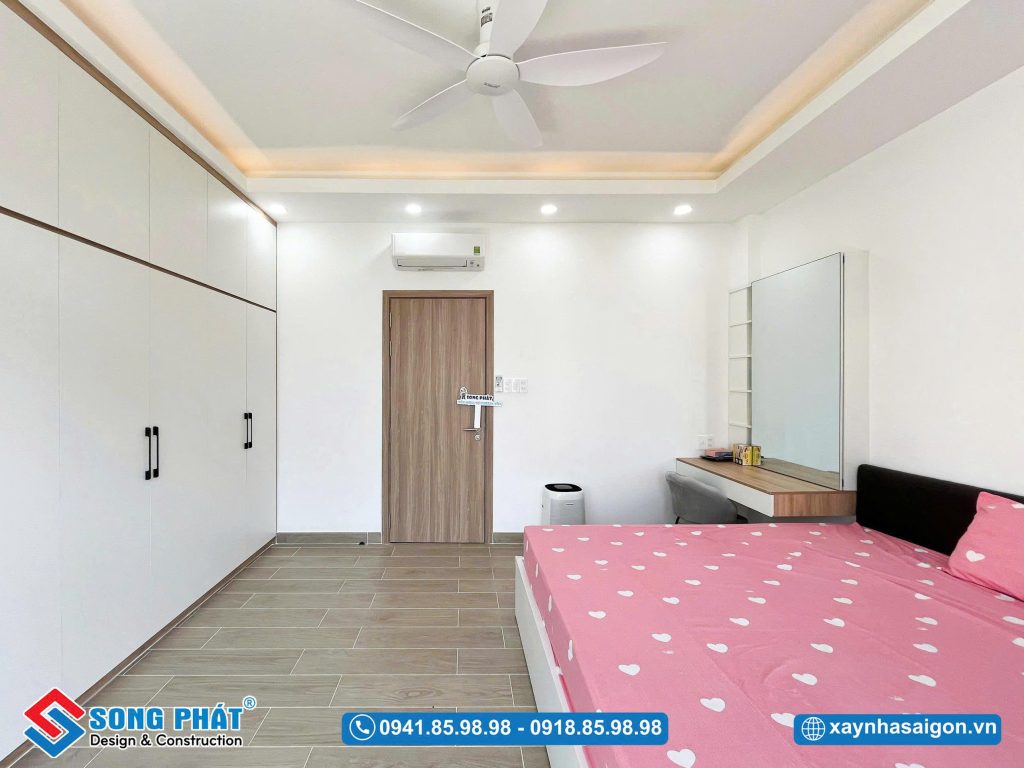 Diện tích phòng ngủ được sắp xếp hợp lý.