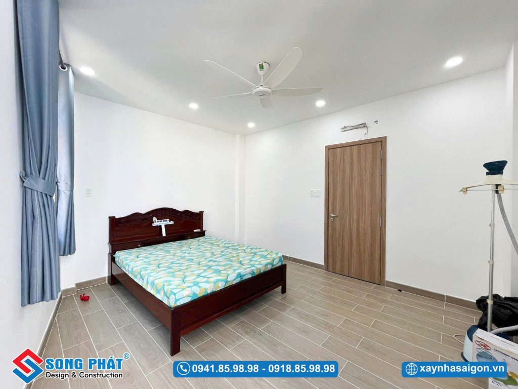 Phòng ngủ cho khách được thiết kế đơn giản