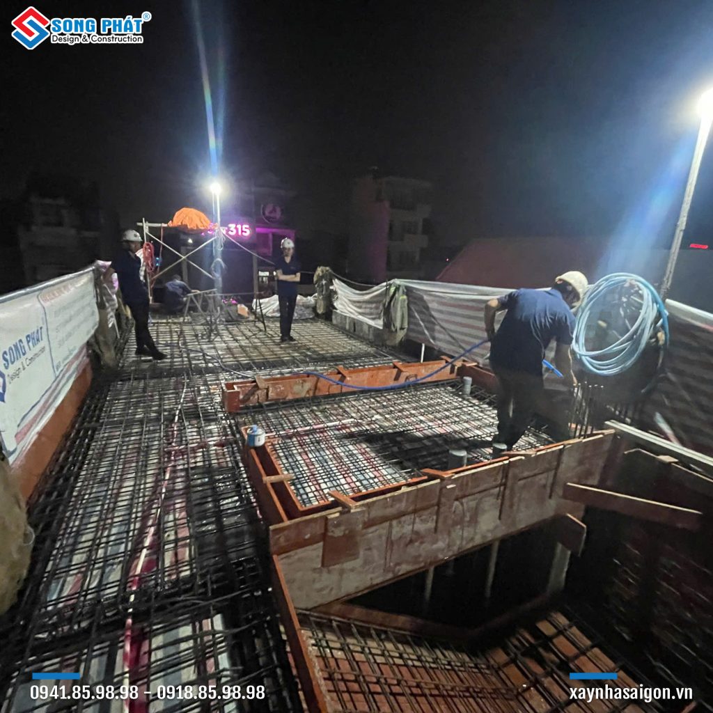 23/10 Hoàn thiện đi thép sàn lầu 3