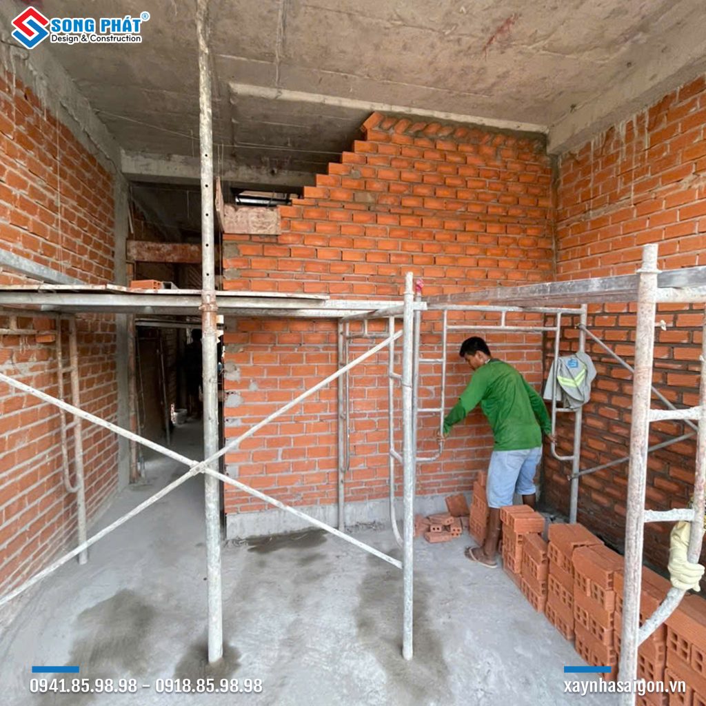 29/12 Xây tường ngăn các lầu